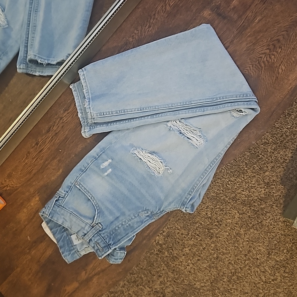 H&M & Denim boyfriend low waist jeans. Size 0